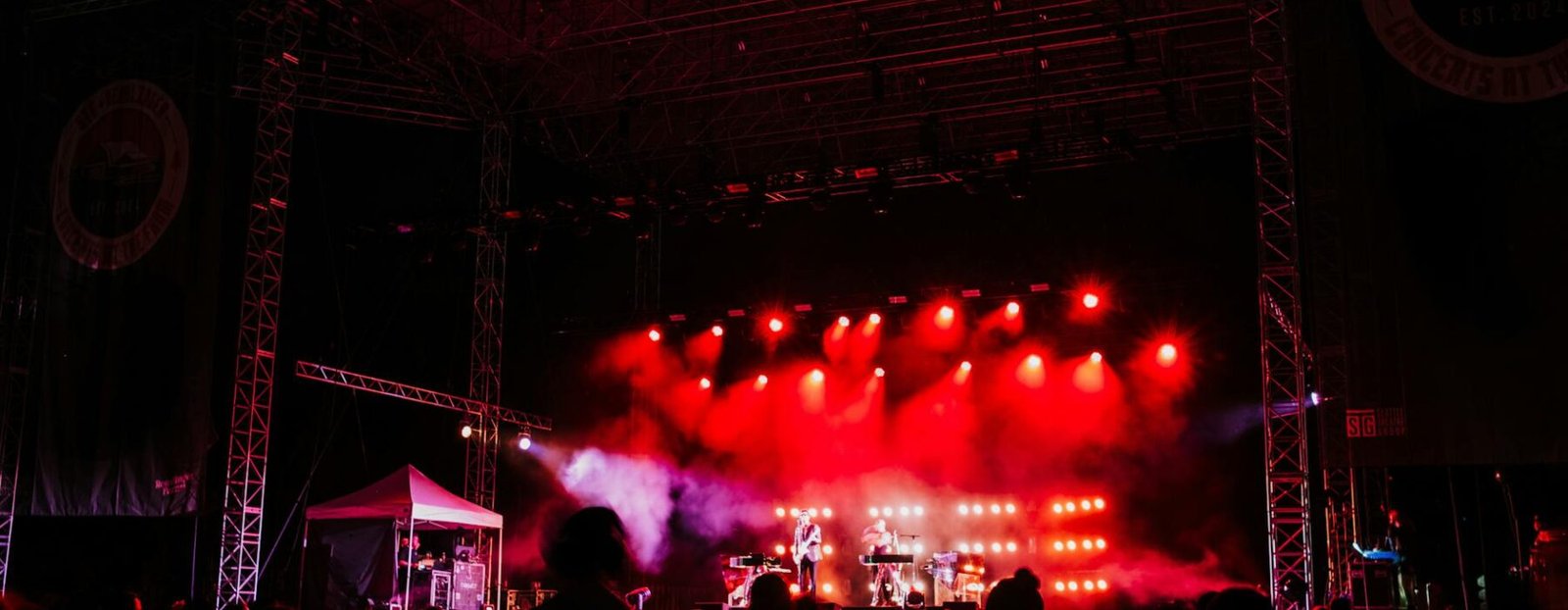 Best Live Music Venues in Manchester — From Arenas to Basements │ MCR