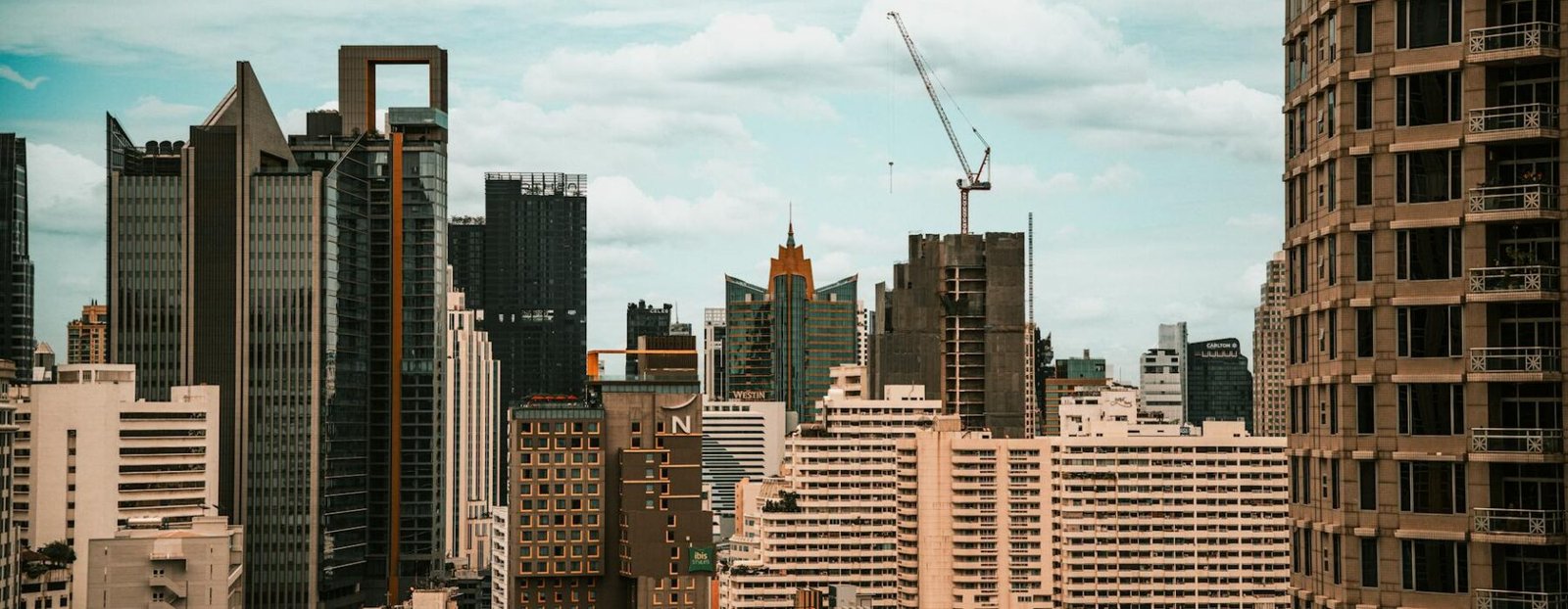 Manchester Weather — What to Expect Each Month │ MCR