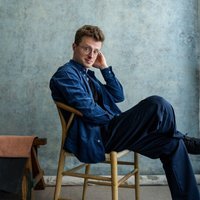 Out Now – Talking Queer TV from 90s to Now with Scott Bryan